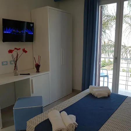 לינה וארוחת בוקר Aloe Comfort סן ויטו לו קאפו