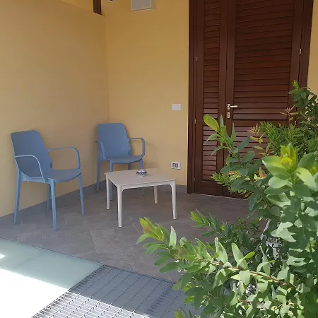 לינה וארוחת בוקר Aloe Comfort סן ויטו לו קאפו