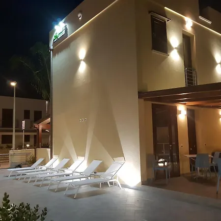 לינה וארוחת בוקר Aloe Comfort